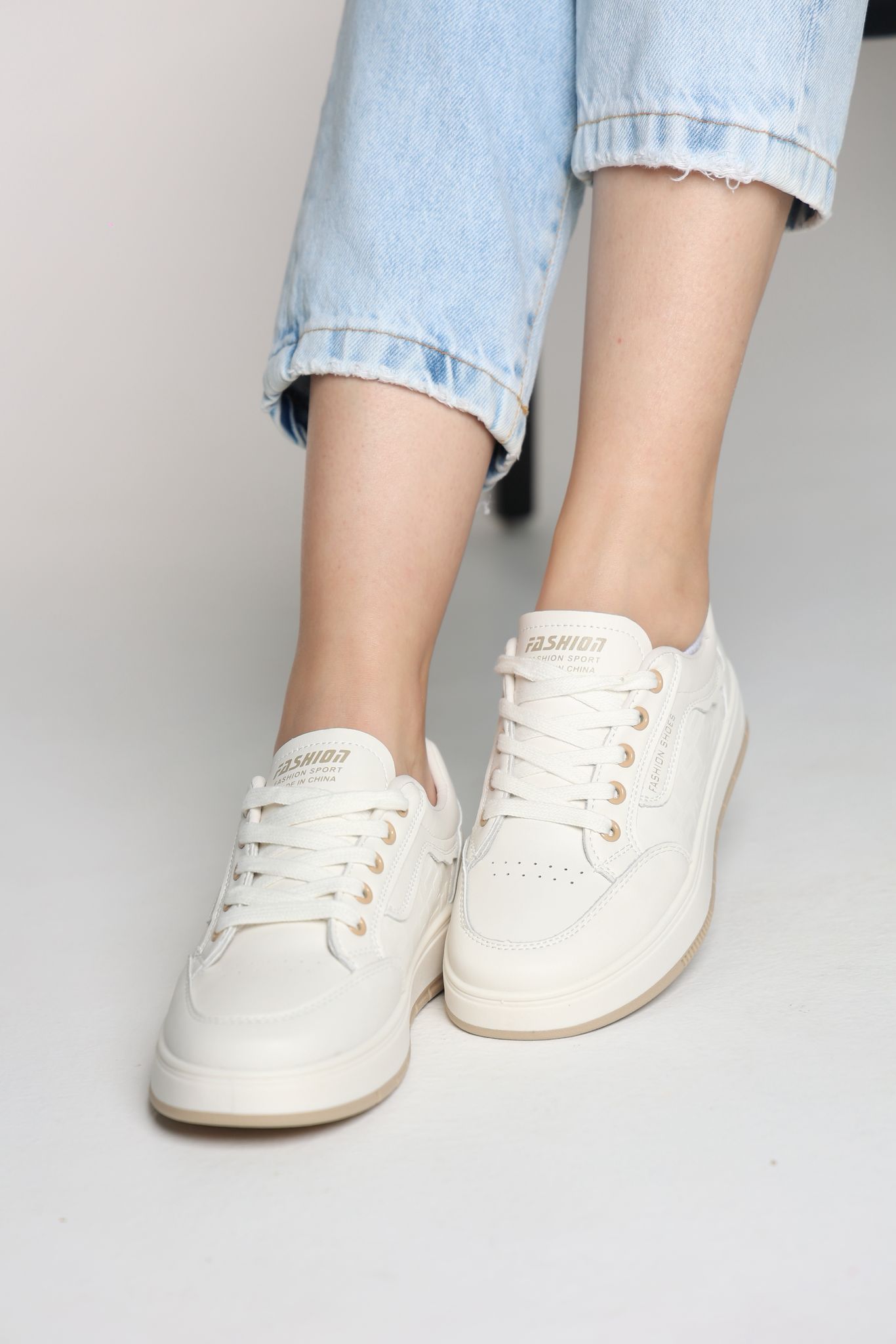 بوت اوف وايت تصميم يومي