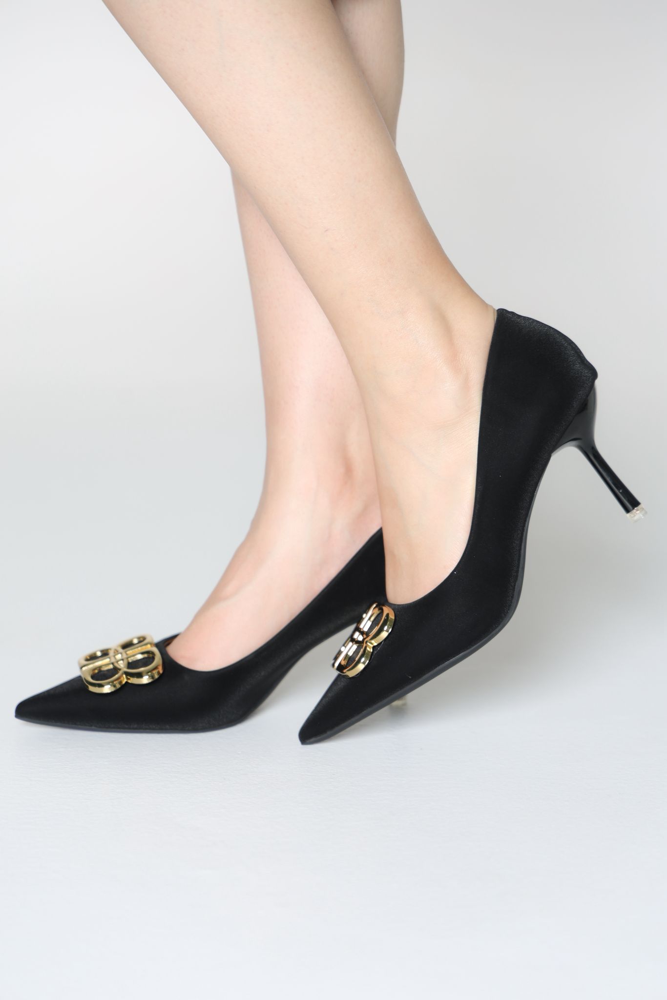 كندره كعب باللون الاسود