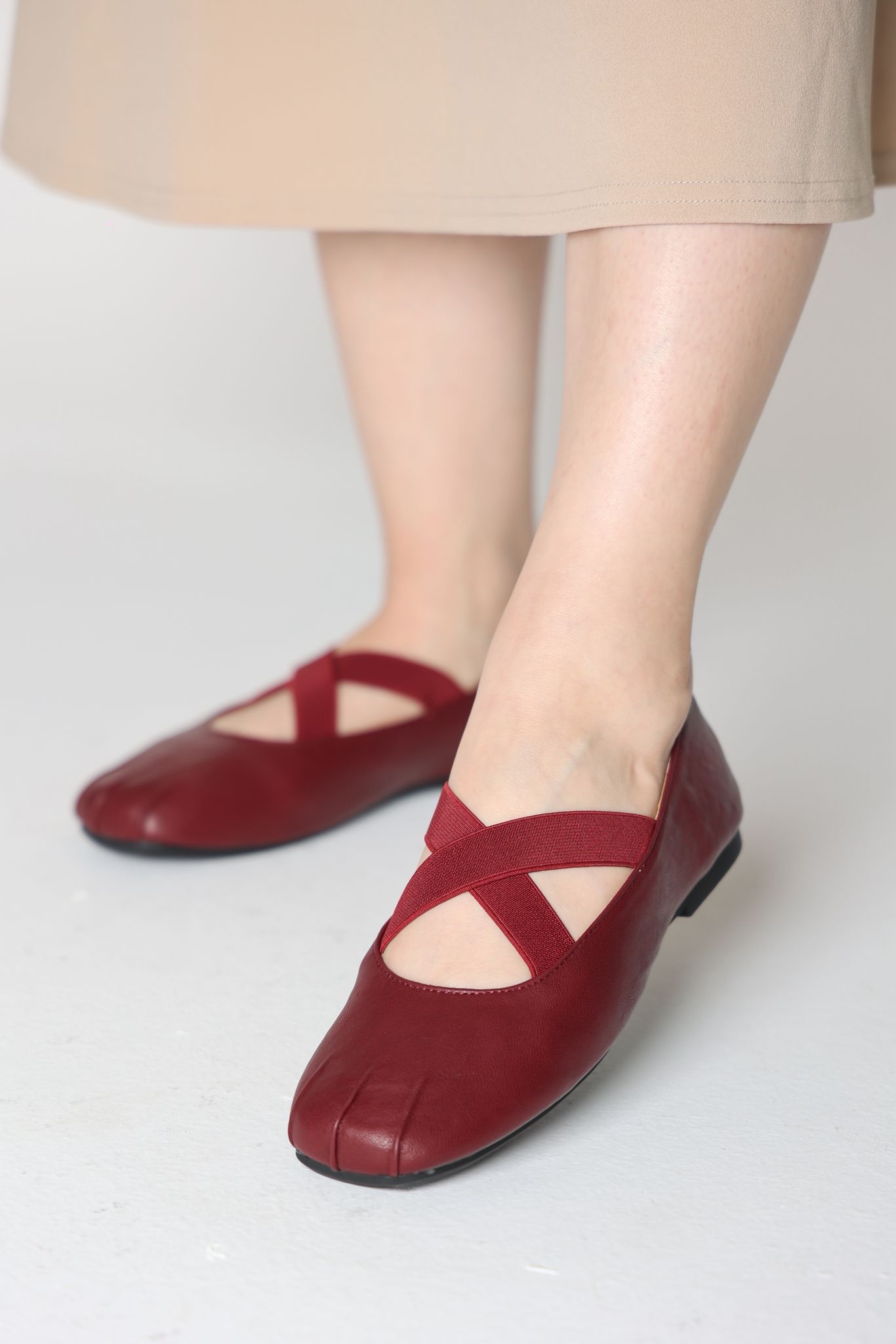 بالرينا باللون الاحمر